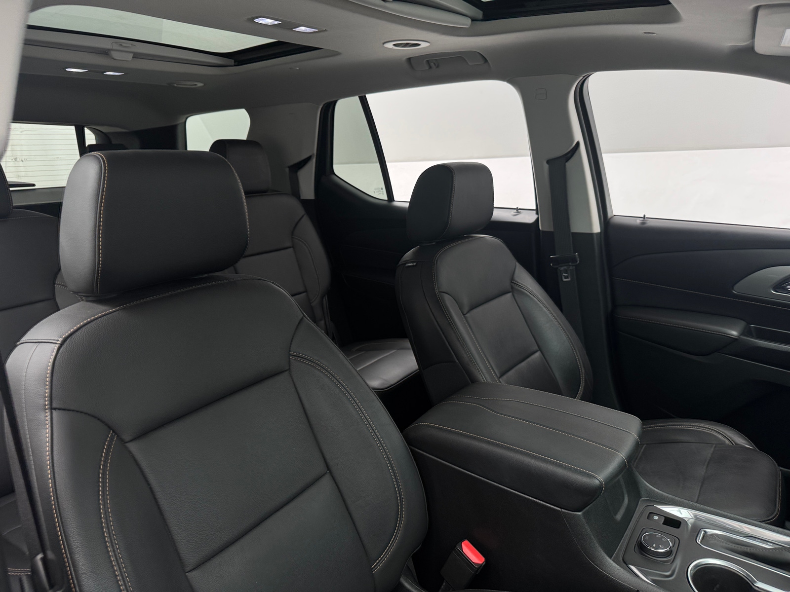 Thumbnail: 2020 Chevrolet Traverse - 2