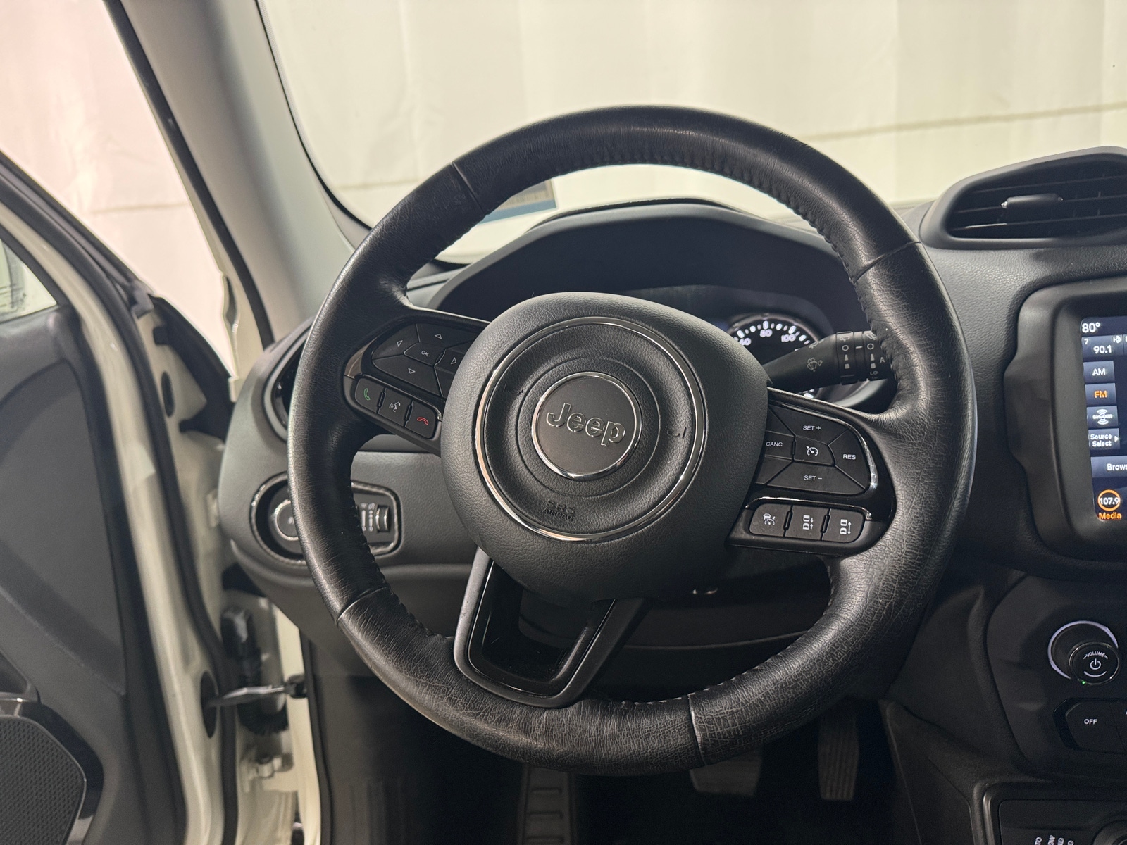 Thumbnail: 2020 Jeep Renegade - 5