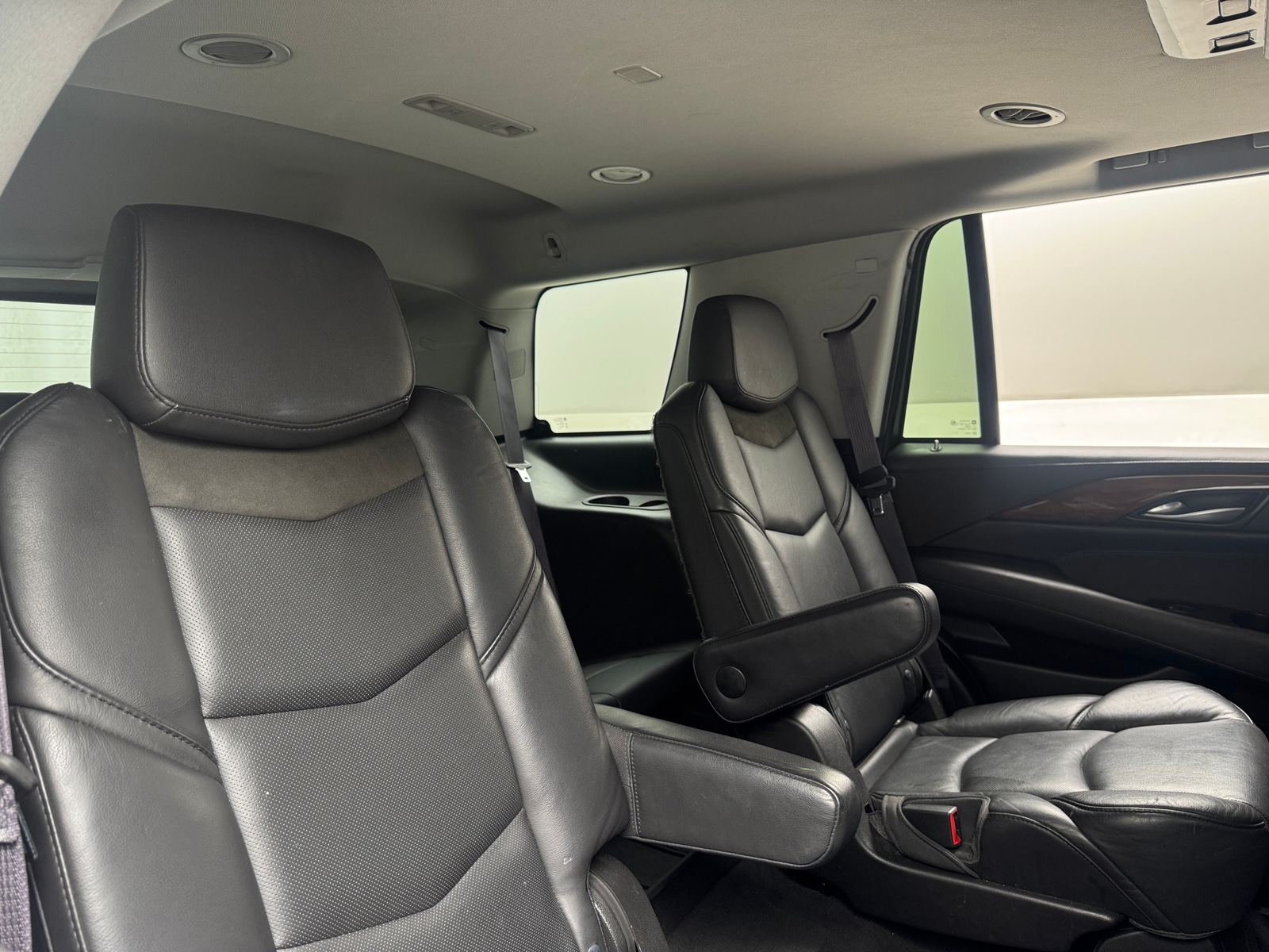 Thumbnail: 2017 Cadillac Escalade - 5