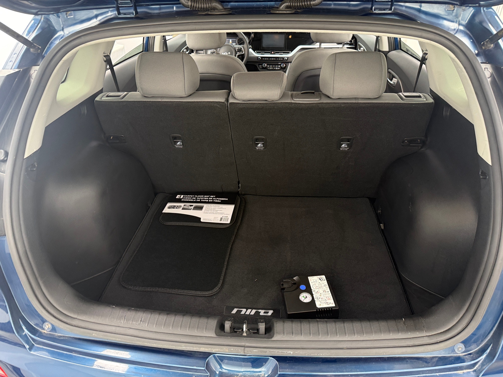 Thumbnail: 2022 Kia Niro - 7