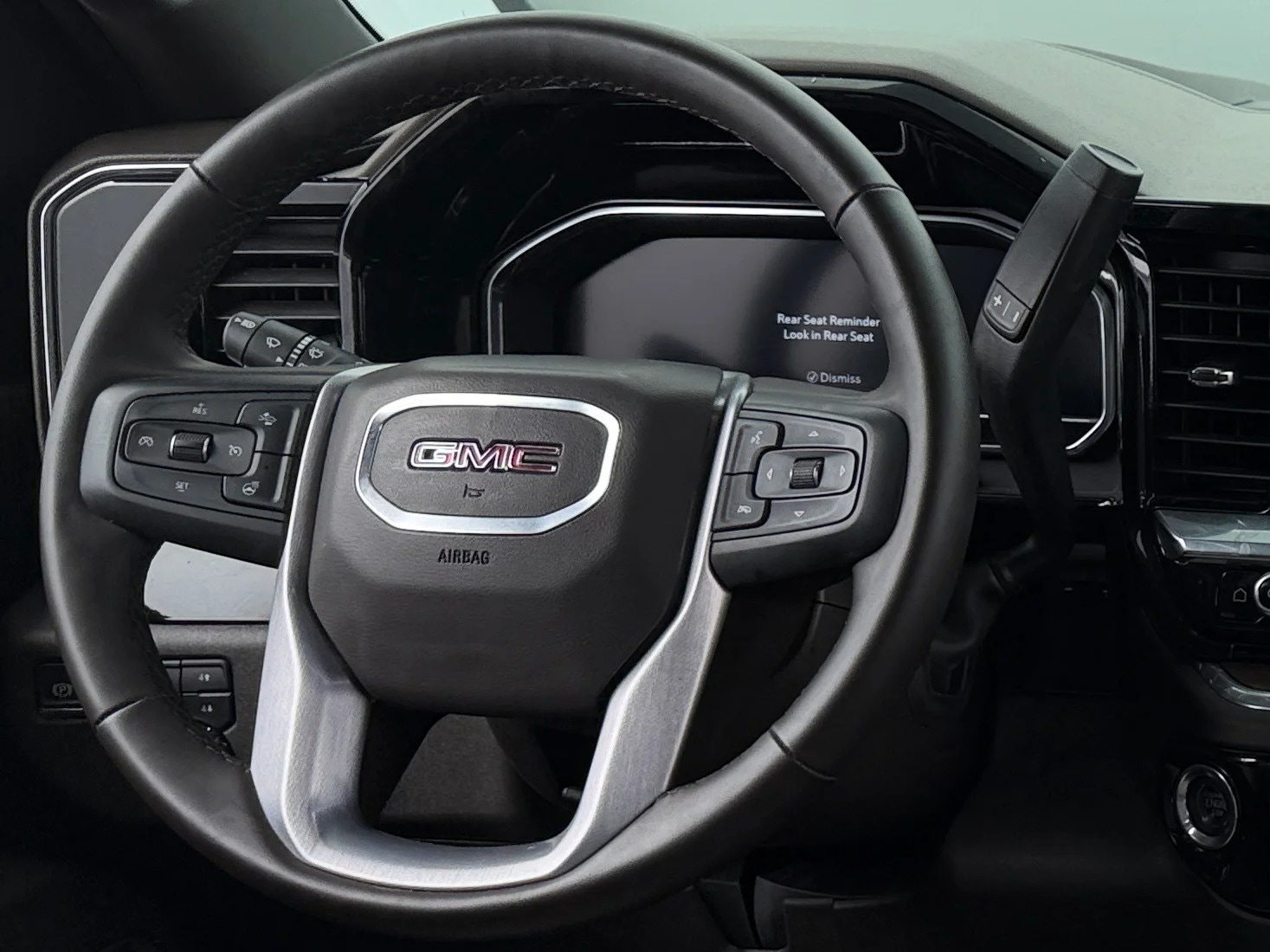 Thumbnail: 2025 GMC Sierra 2500 - 4