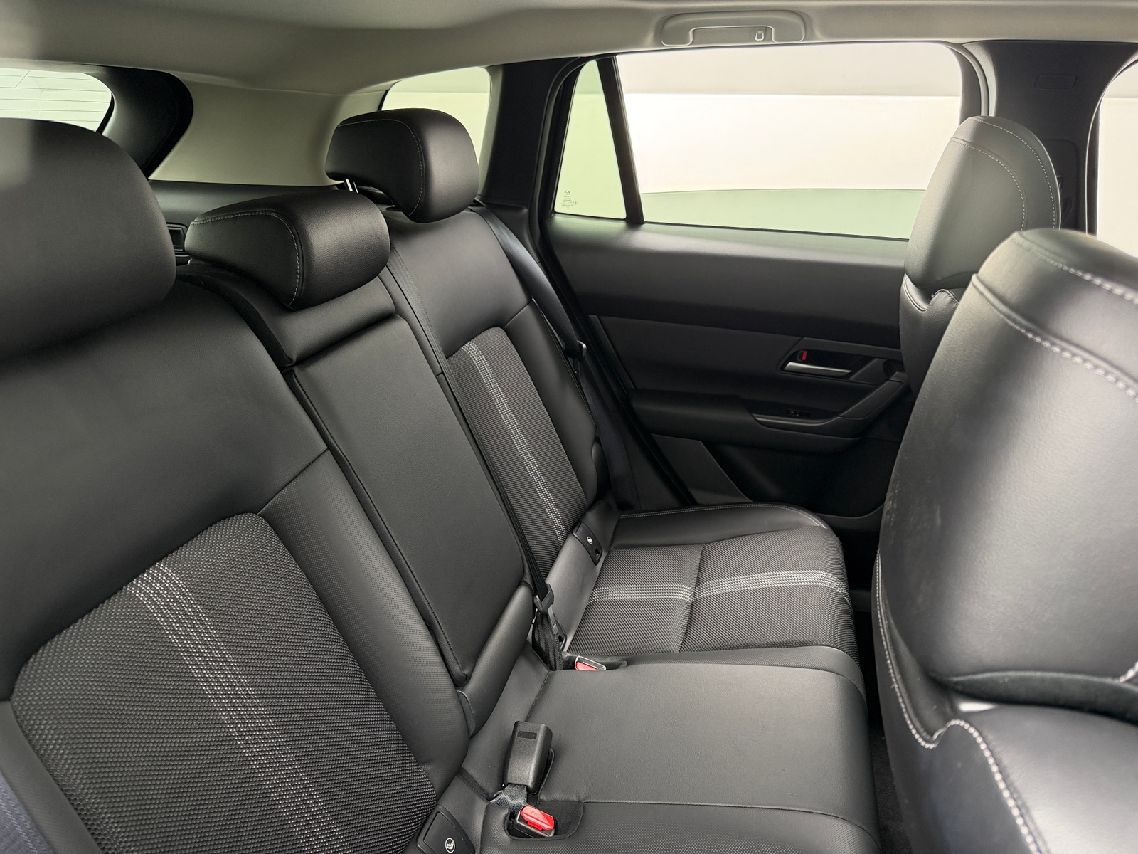 Thumbnail: 2023 Mazda CX-50 - 5