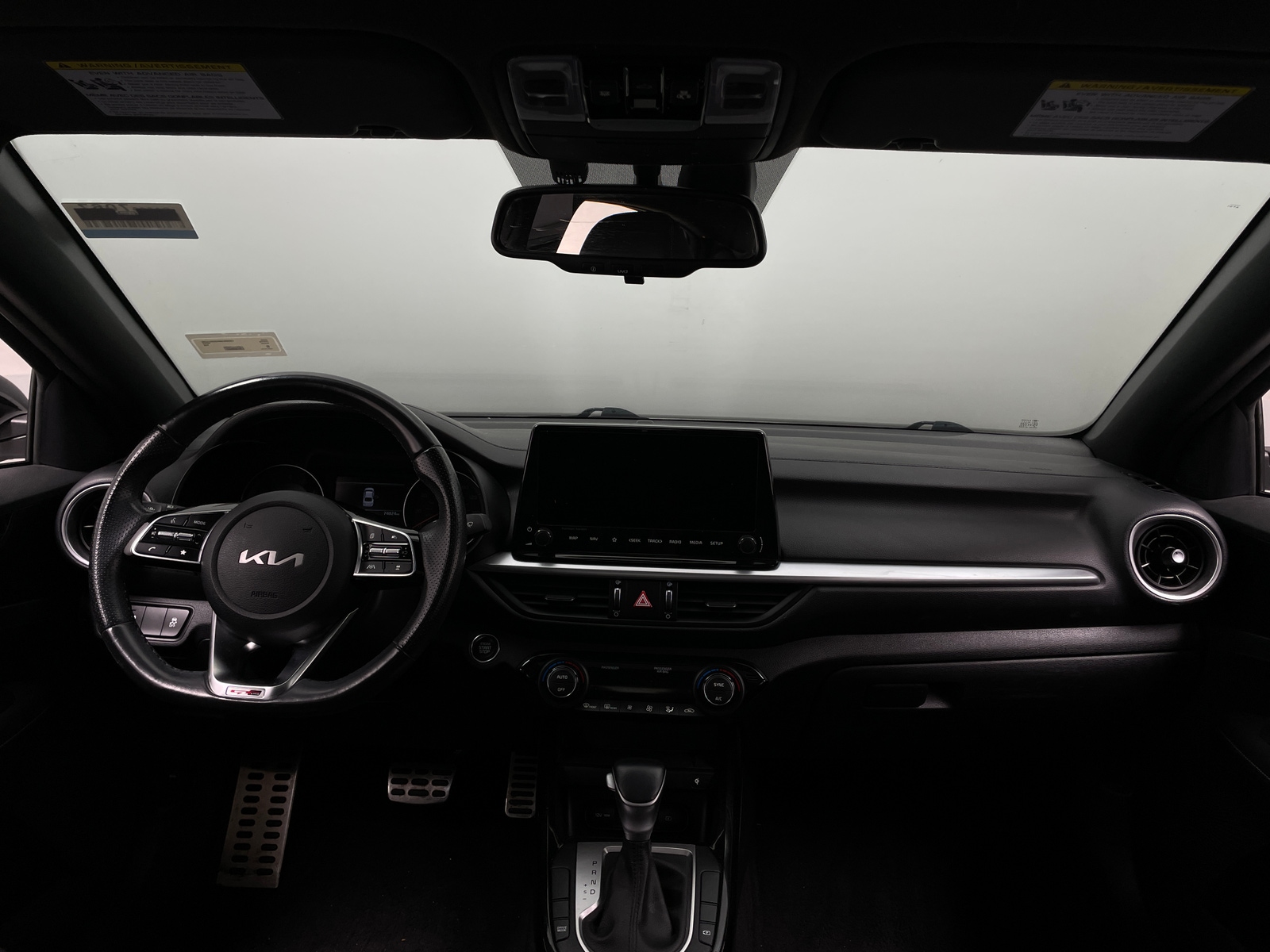 Thumbnail: 2022 Kia Forte - 3