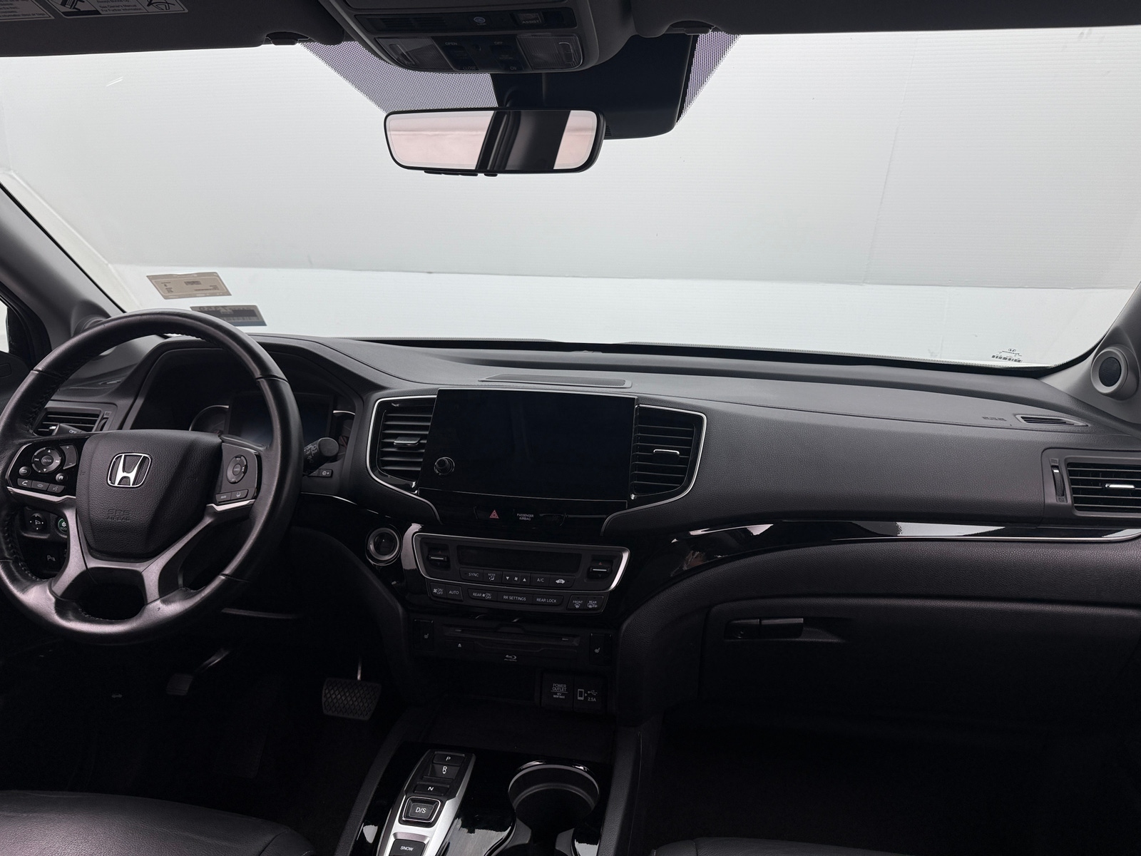 Thumbnail: 2019 Honda Pilot - 2