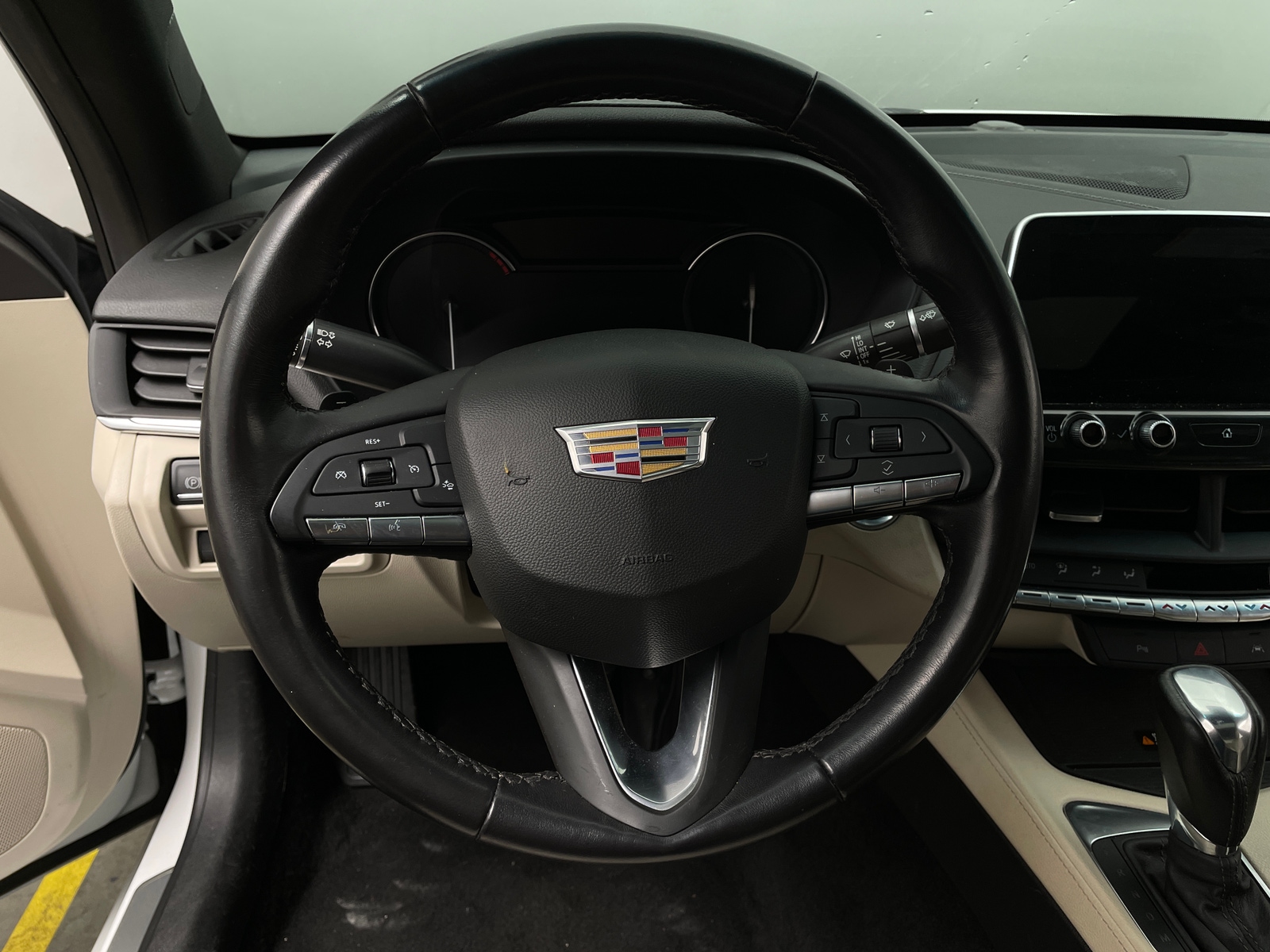 Thumbnail: 2022 Cadillac CT4 - 4