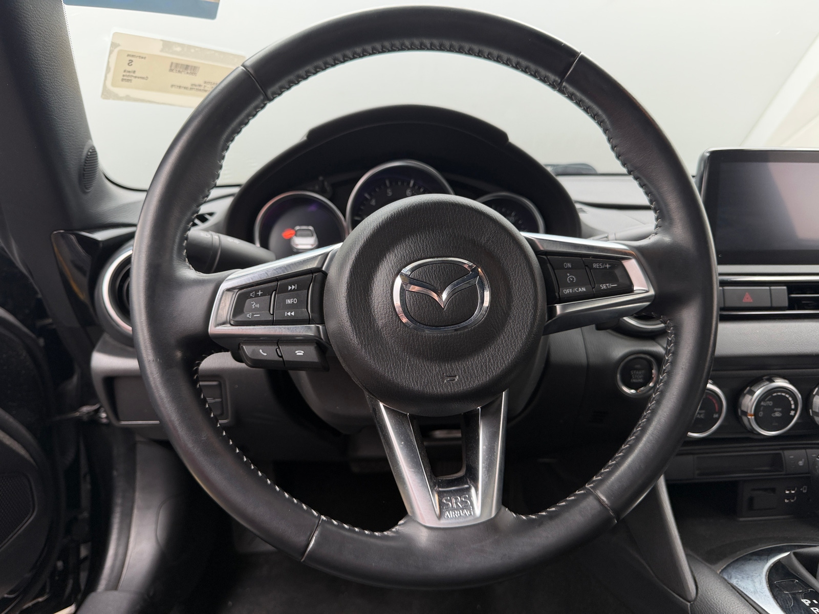 Thumbnail: 2020 Mazda MX-5 Miata - 3