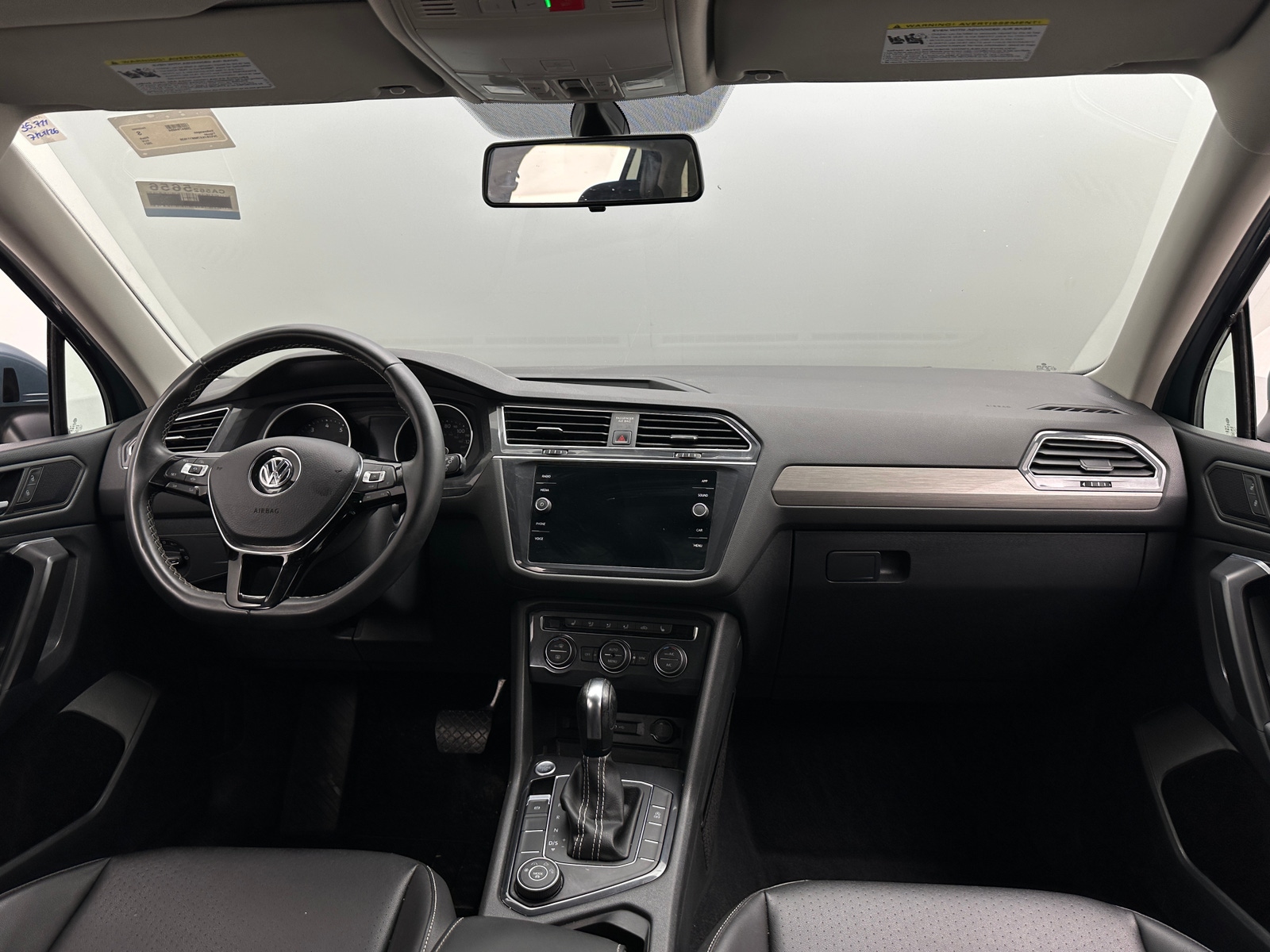Thumbnail: 2021 Volkswagen Tiguan - 2