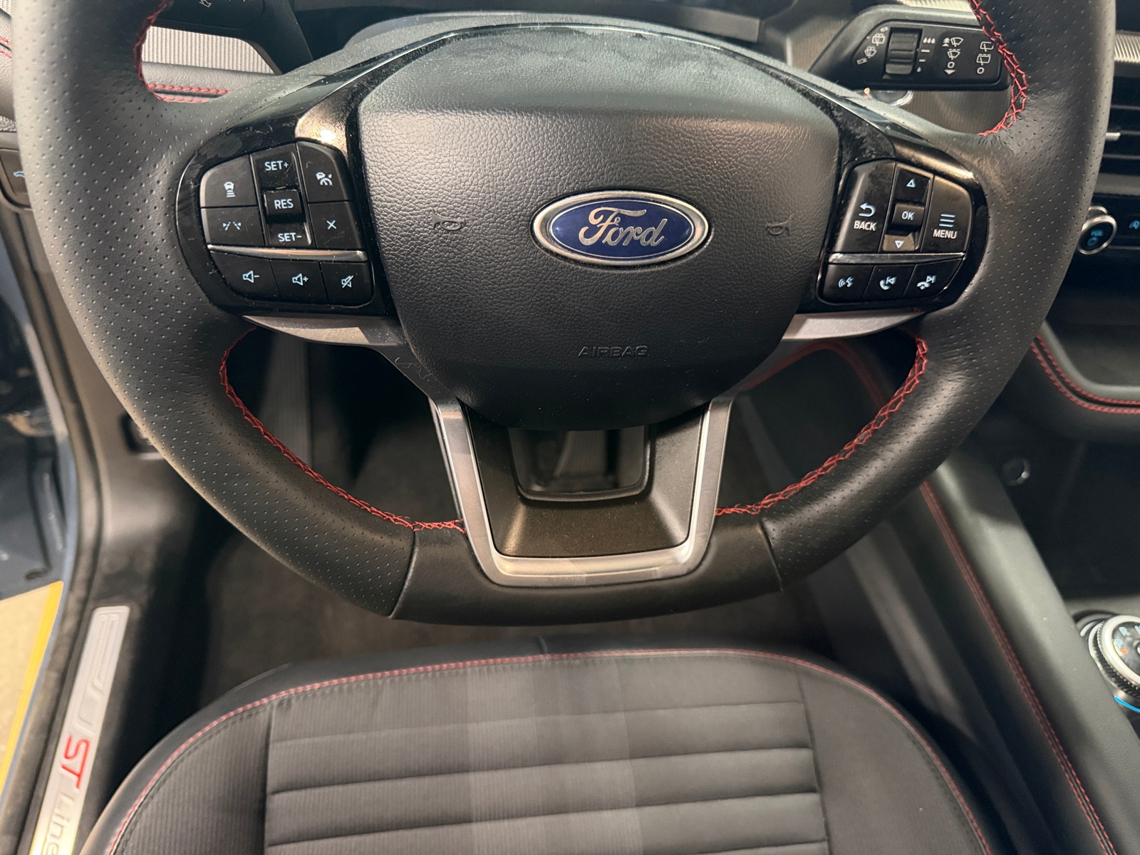 Thumbnail: 2026 Ford Explorer - 5