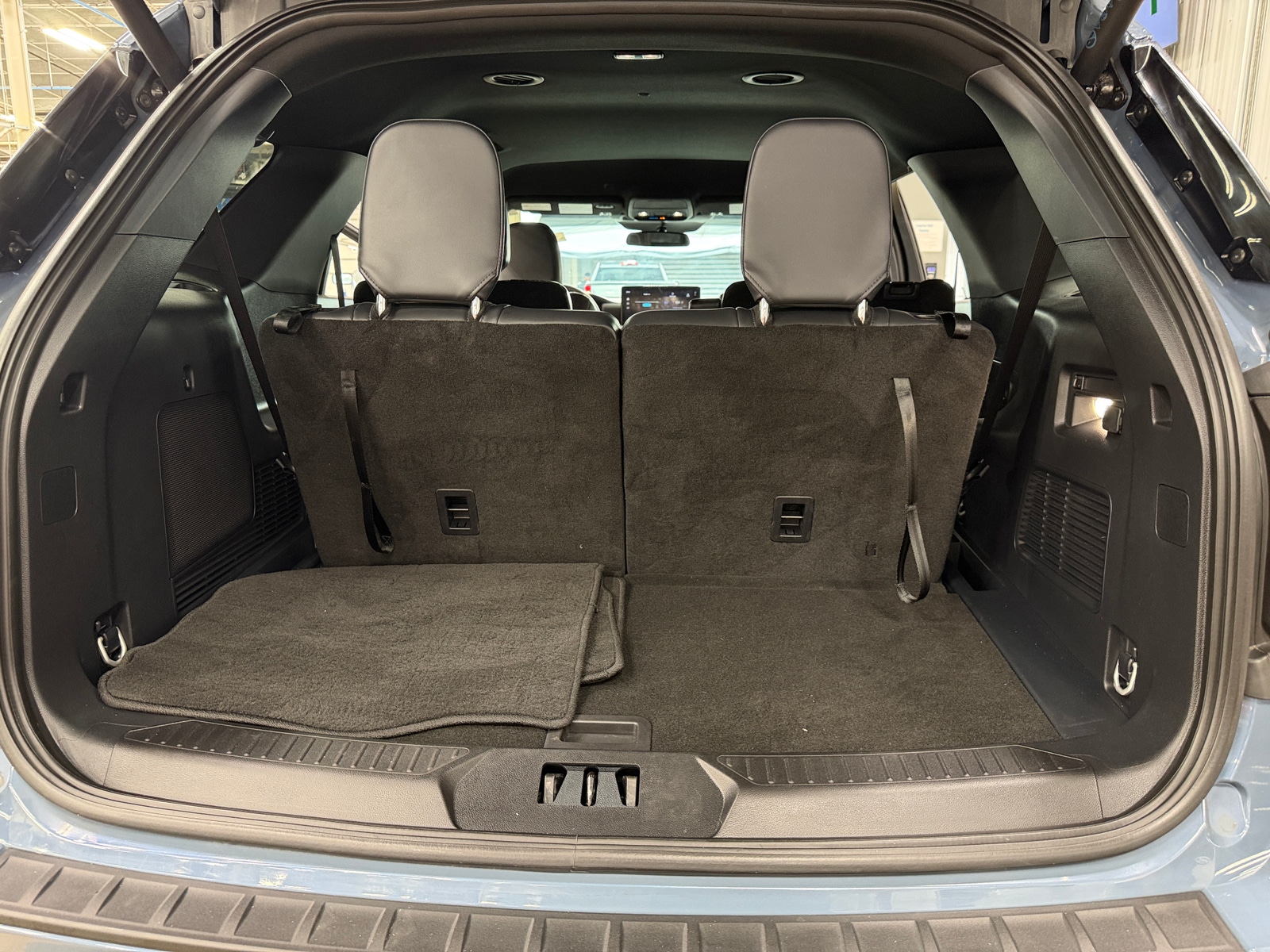 Thumbnail: 2026 Ford Explorer - 7