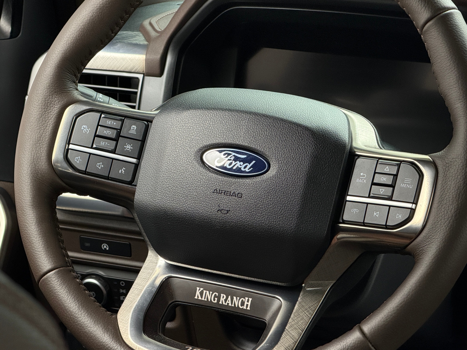 Thumbnail: 2025 Ford Econoline - 4