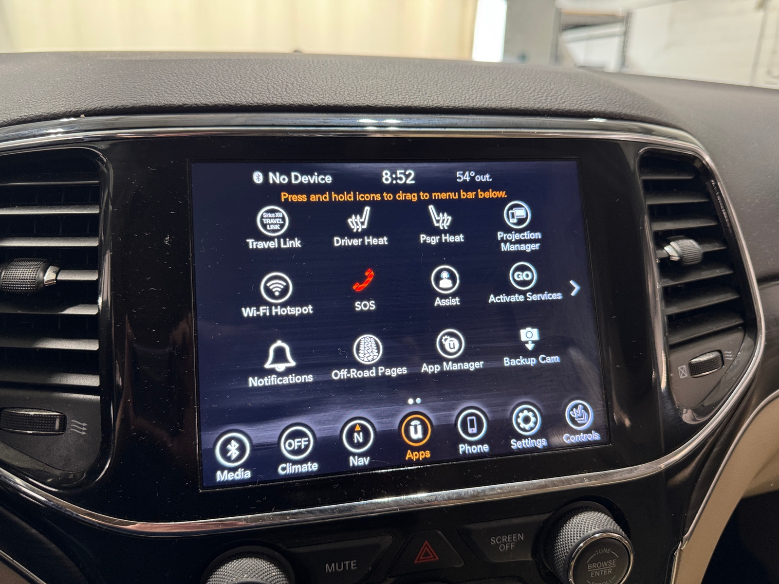 Thumbnail: 2021 Jeep Grand Cherokee - 3