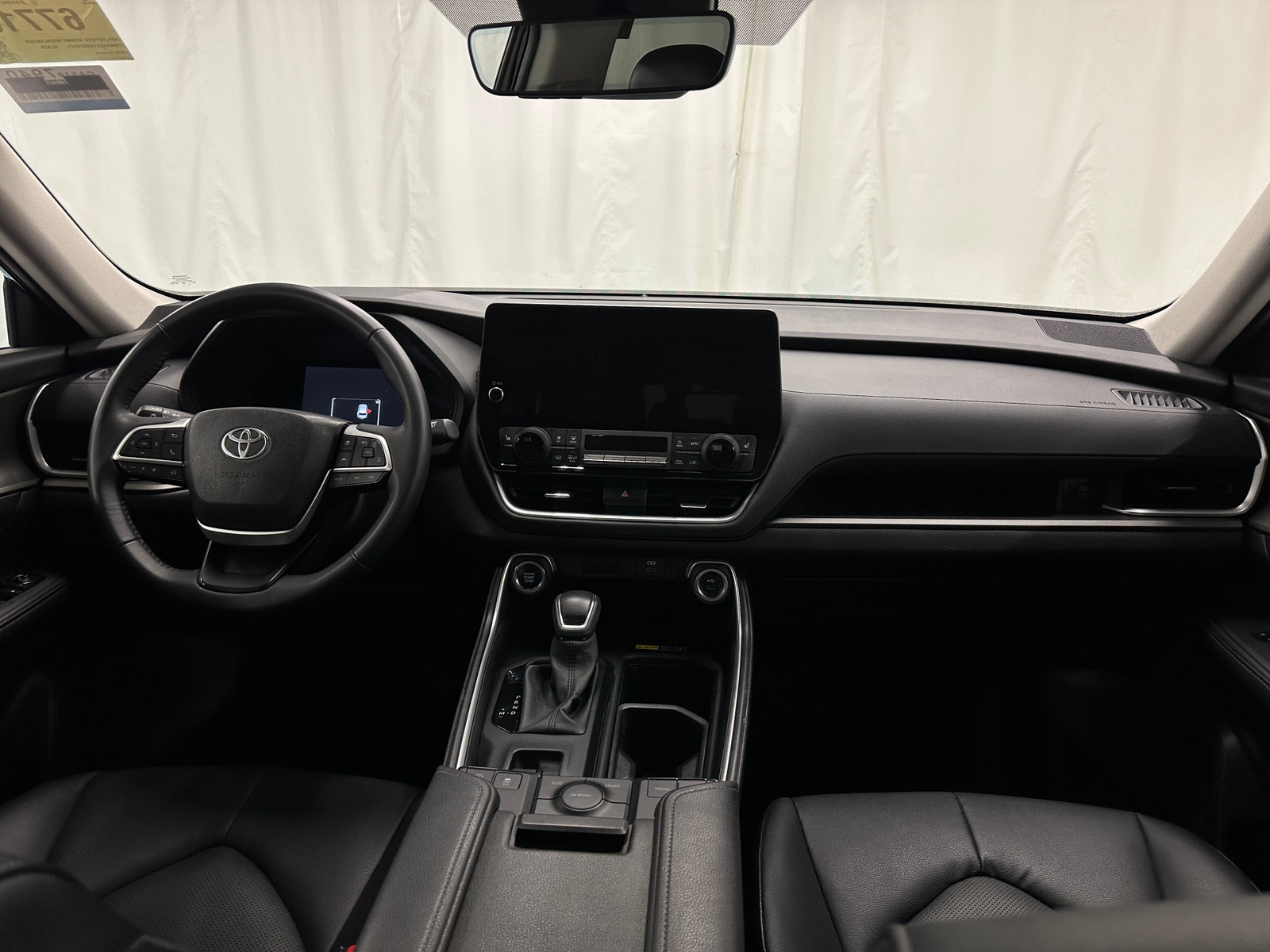 Thumbnail: 2025 Toyota Grand Highlander - 3