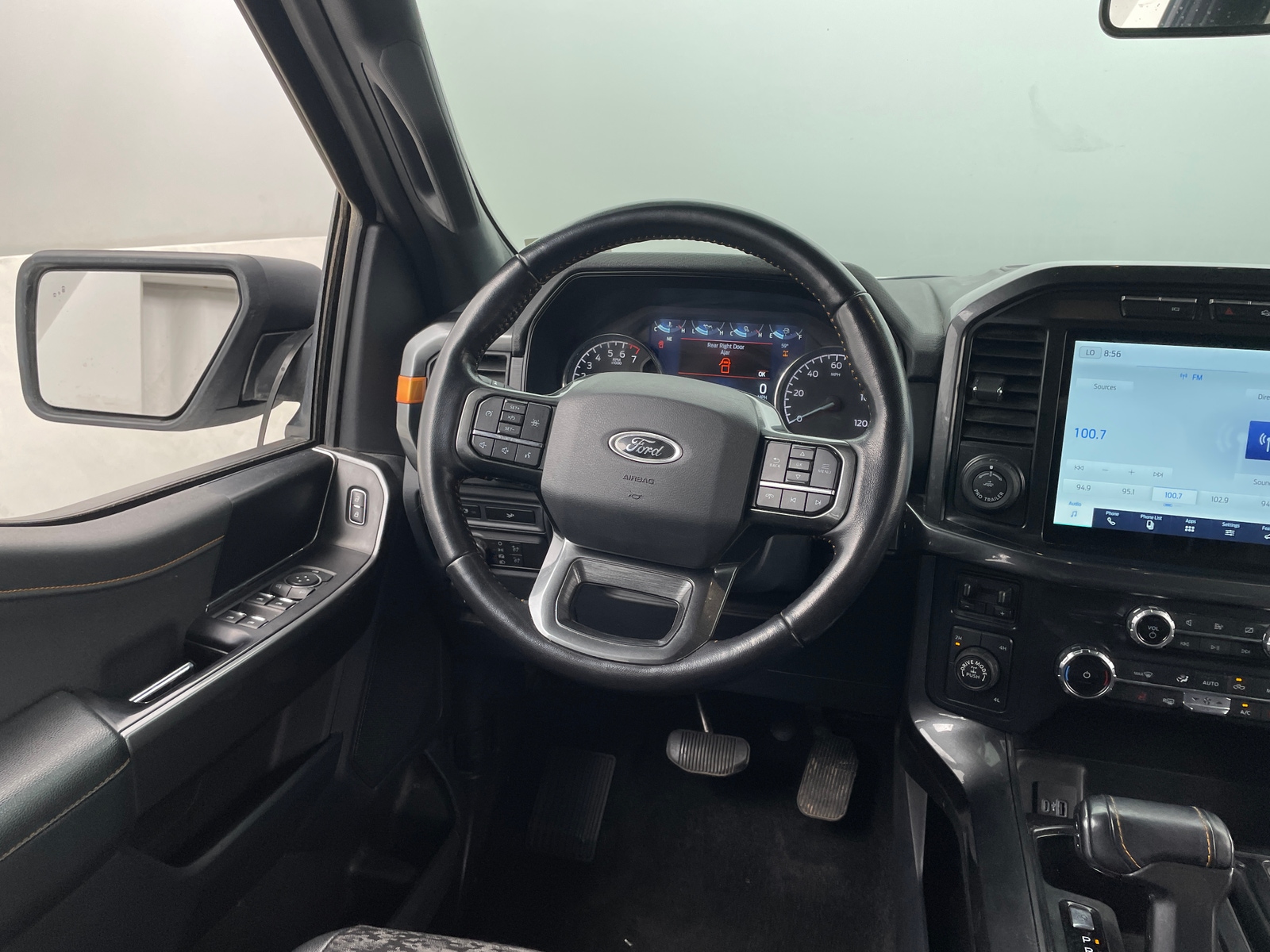 Thumbnail: 2022 Ford Econoline - 5