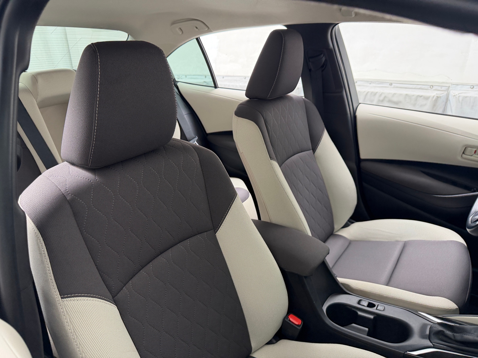 Thumbnail: 2025 Toyota Corolla - 2