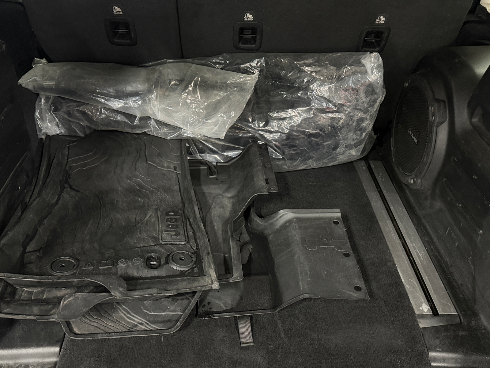 Thumbnail: 2020 Jeep Wrangler - 7