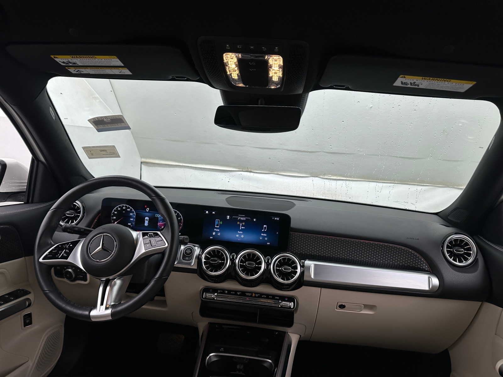 Thumbnail: 2025 Mercedes-Benz GLB - 2