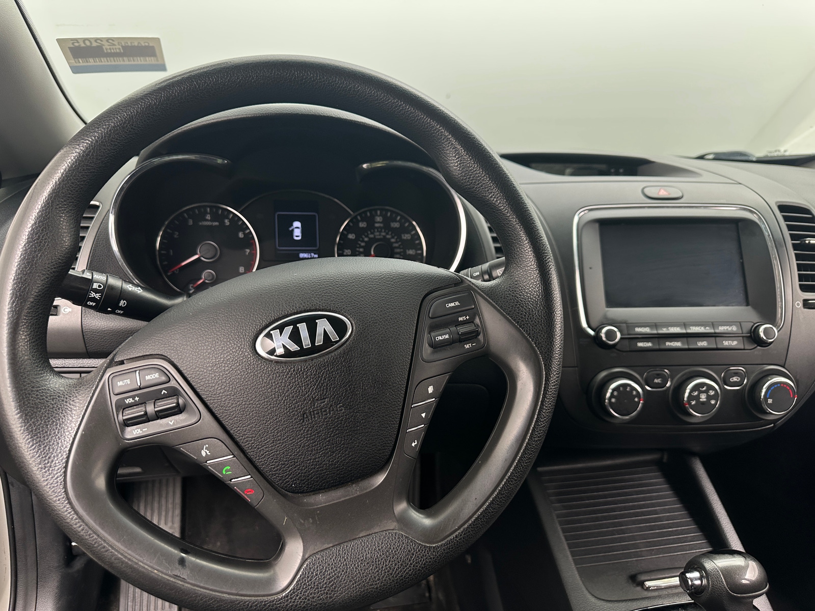 Thumbnail: 2017 Kia Forte - 5