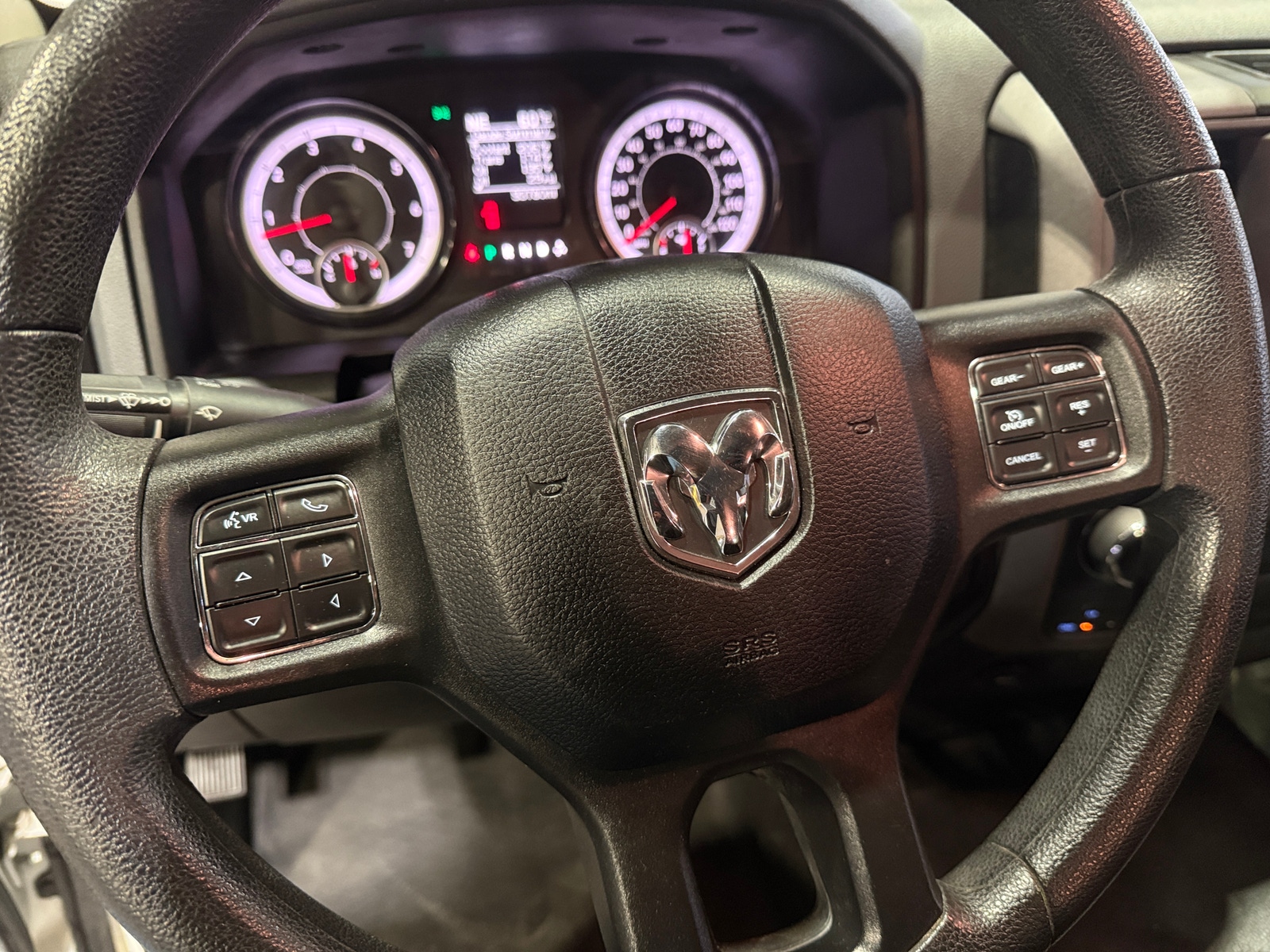 Thumbnail: 2019 RAM 1500 Classic - 5