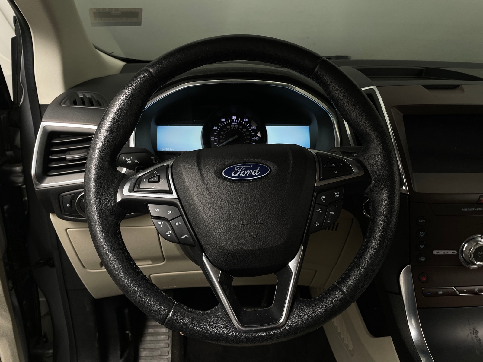 Thumbnail: 2020 Ford Edge - 4