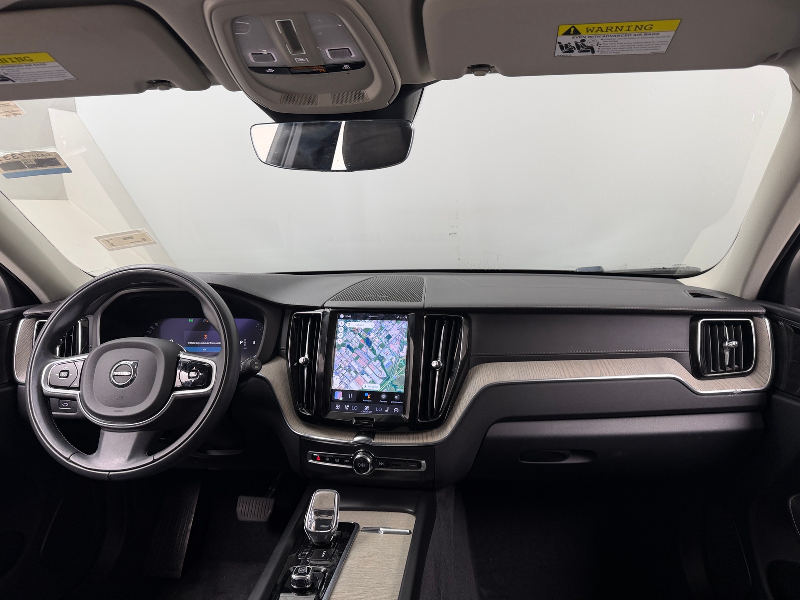 Thumbnail: 2022 Volvo XC60 - 2