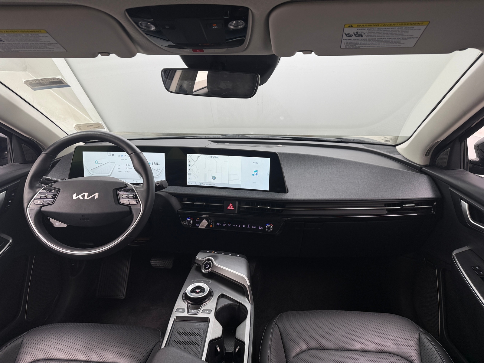 Thumbnail: 2022 Kia EV6 - 2