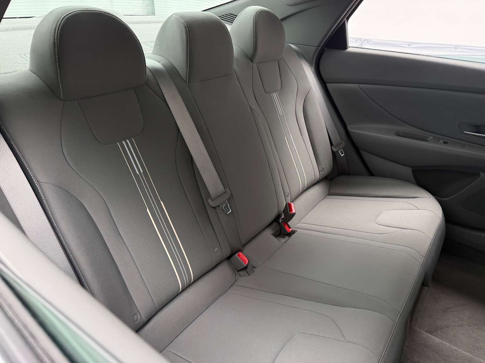 Thumbnail: 2021 Hyundai Elantra - 6