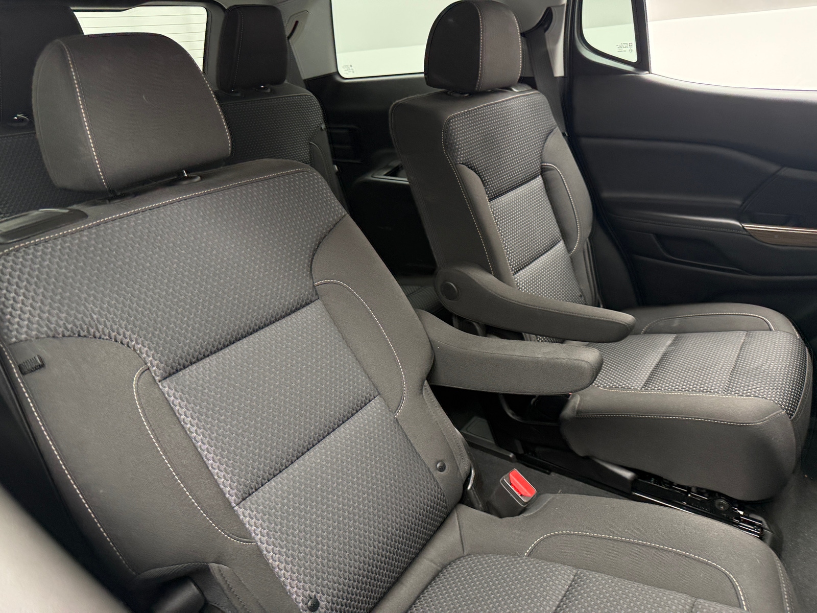 Thumbnail: 2023 GMC Acadia - 6