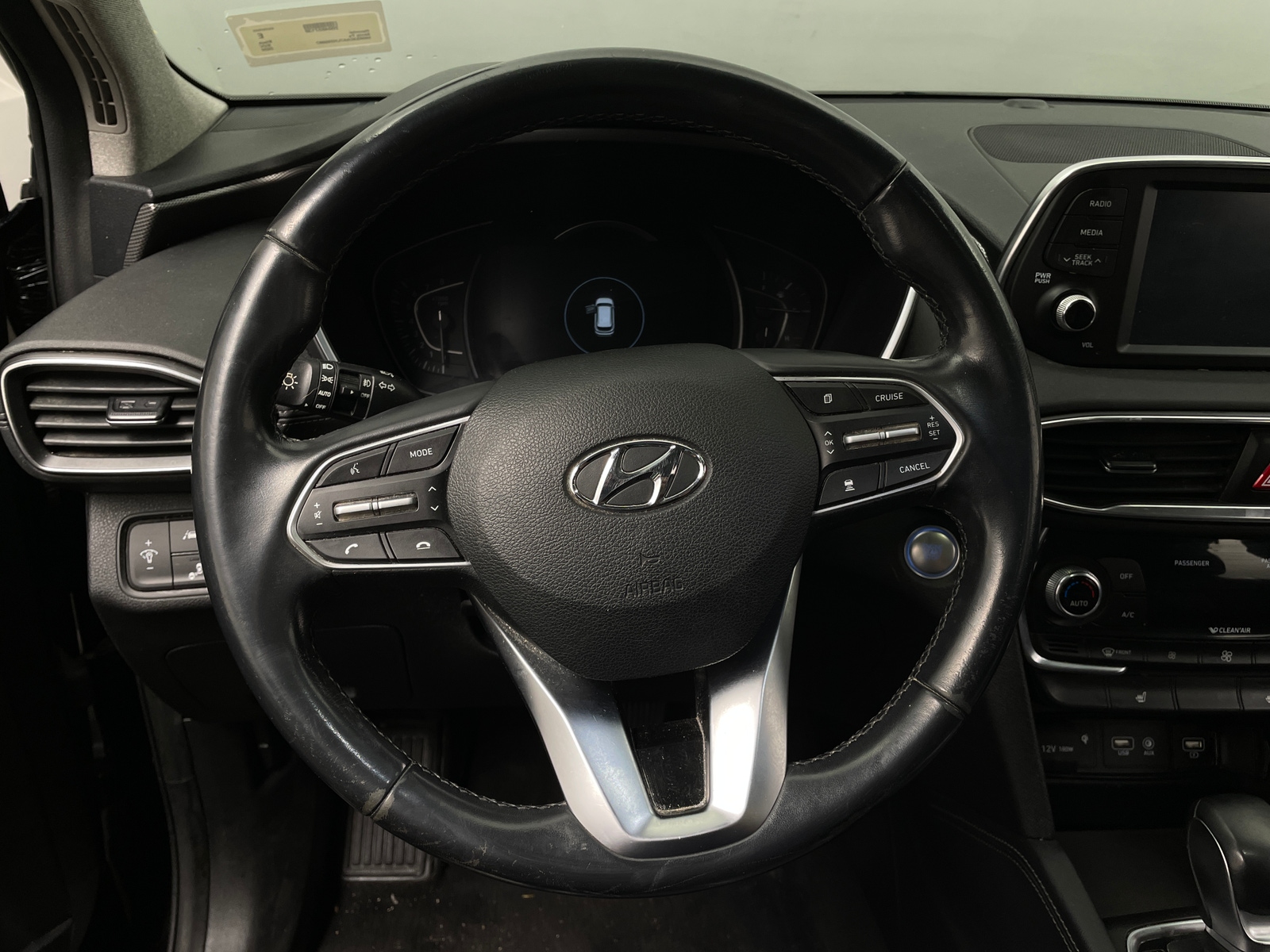 Thumbnail: 2020 Hyundai Santa Fe - 4