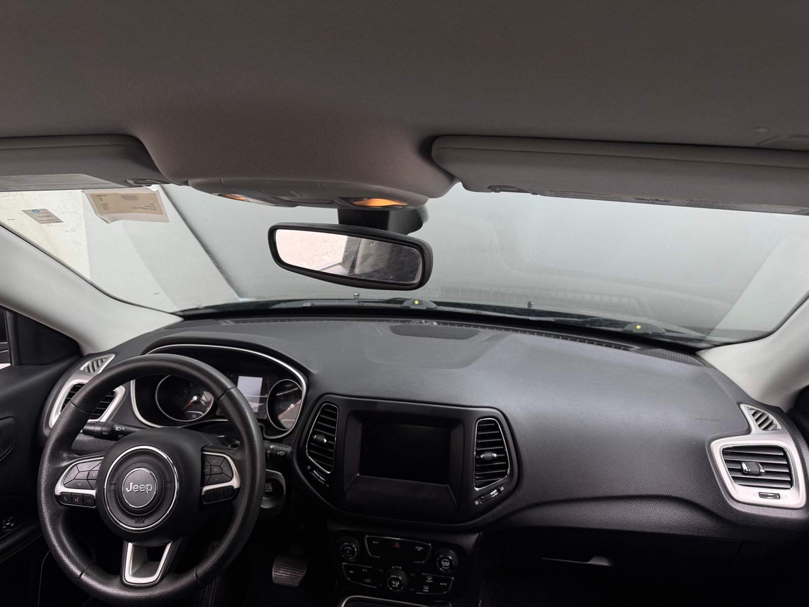 Thumbnail: 2019 Jeep Compass - 3