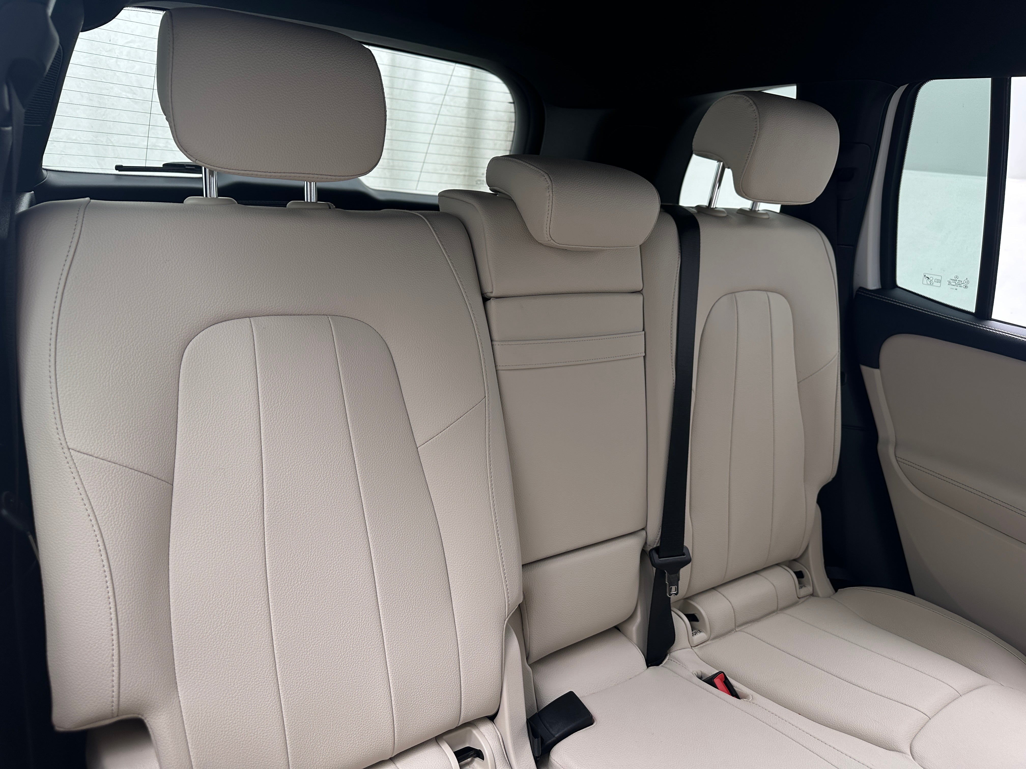 2025 Mercedes-Benz GLB Base - Photo 6