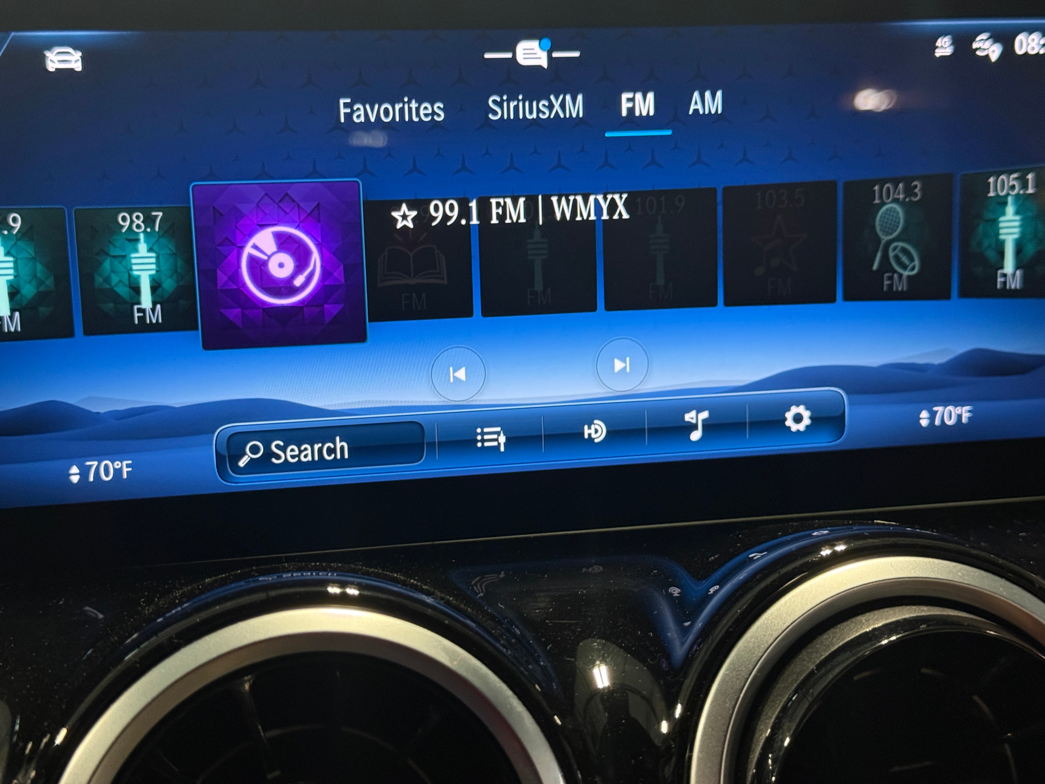 2025 Mercedes-Benz GLB Base - Photo 11