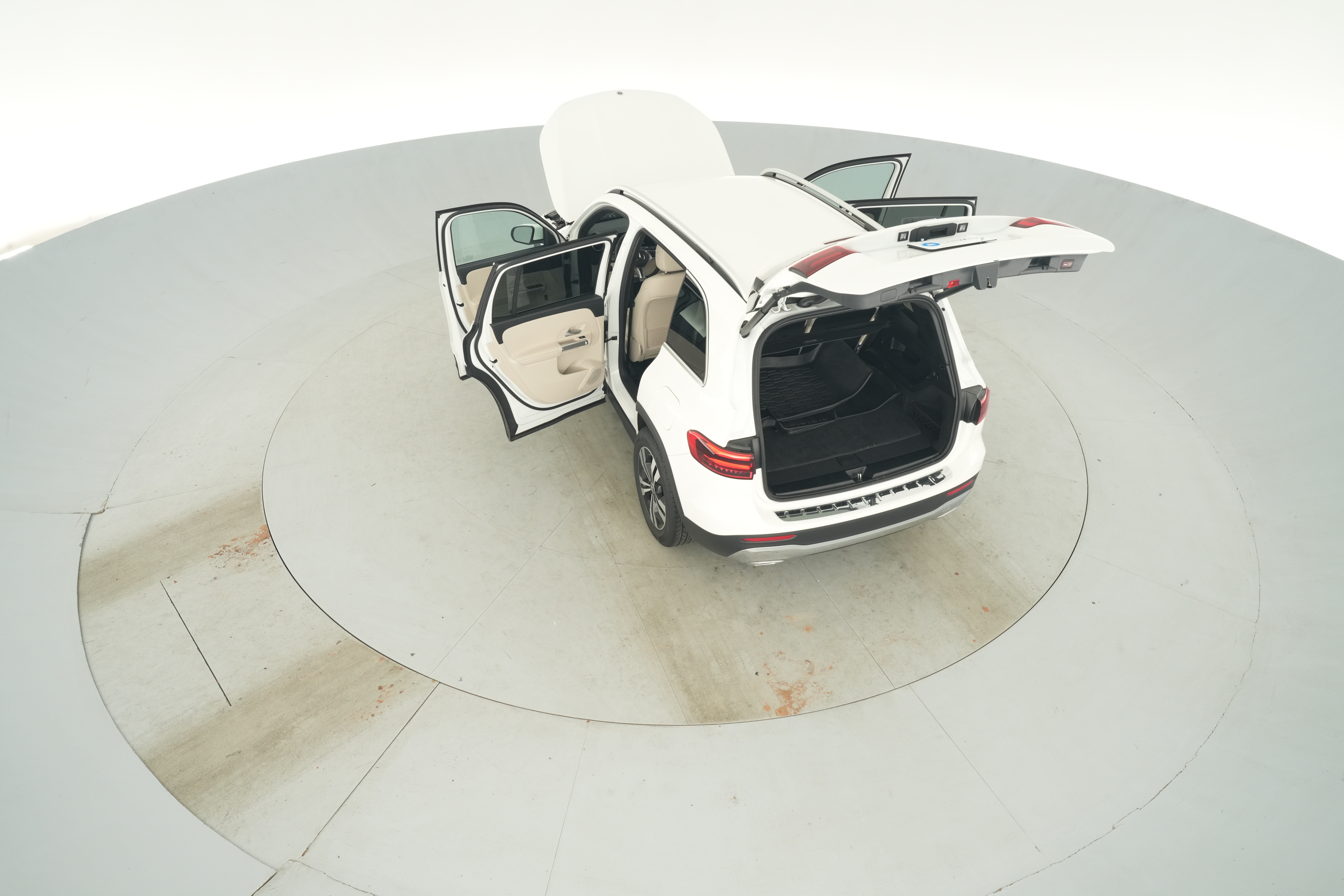 2025 Mercedes-Benz GLB Base - Photo 28