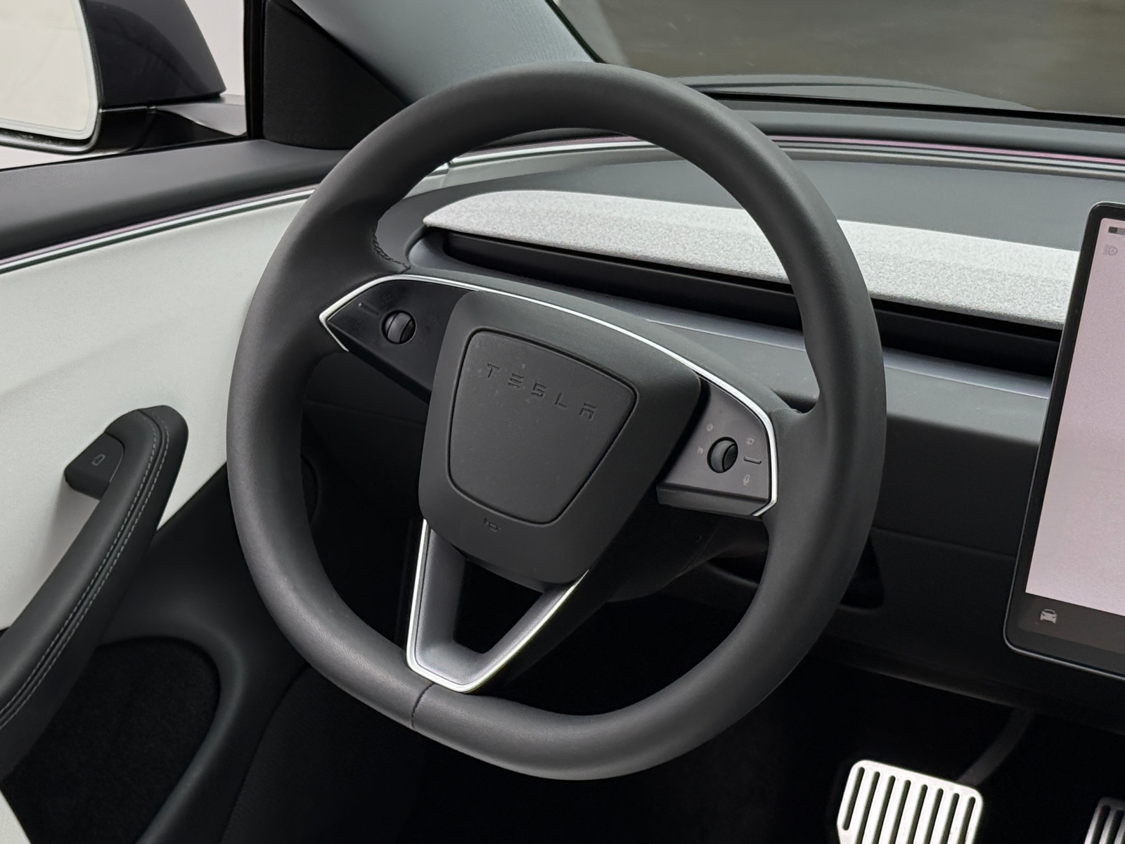 Thumbnail: 2025 Tesla Model 3 - 4