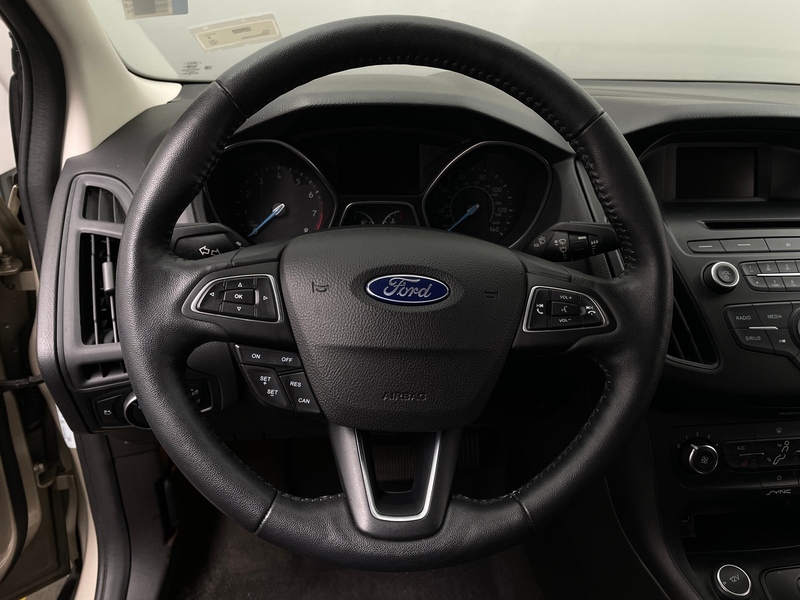 Thumbnail: 2017 Ford Focus - 5