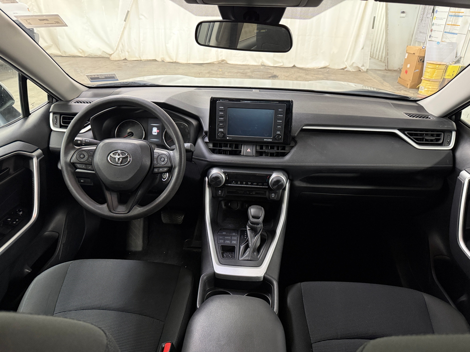 Thumbnail: 2021 Toyota RAV4 - 3