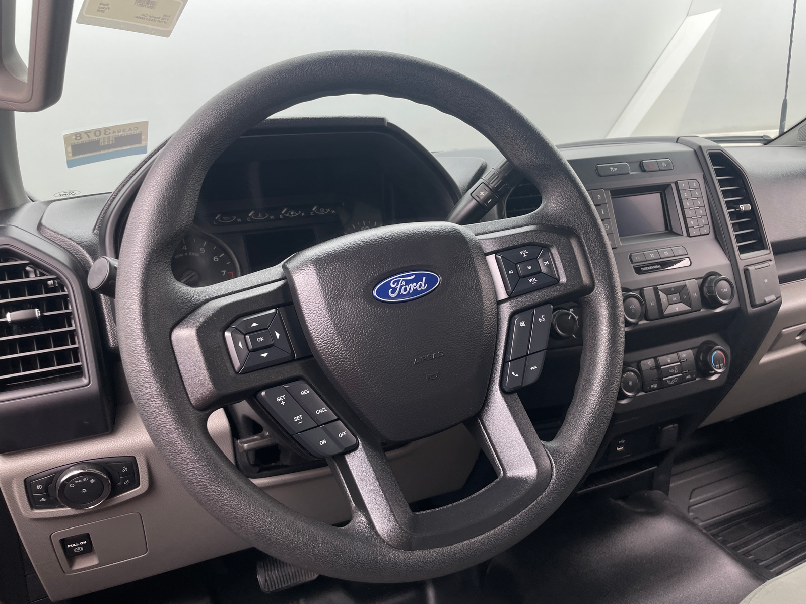 Thumbnail: 2020 Ford Econoline - 5