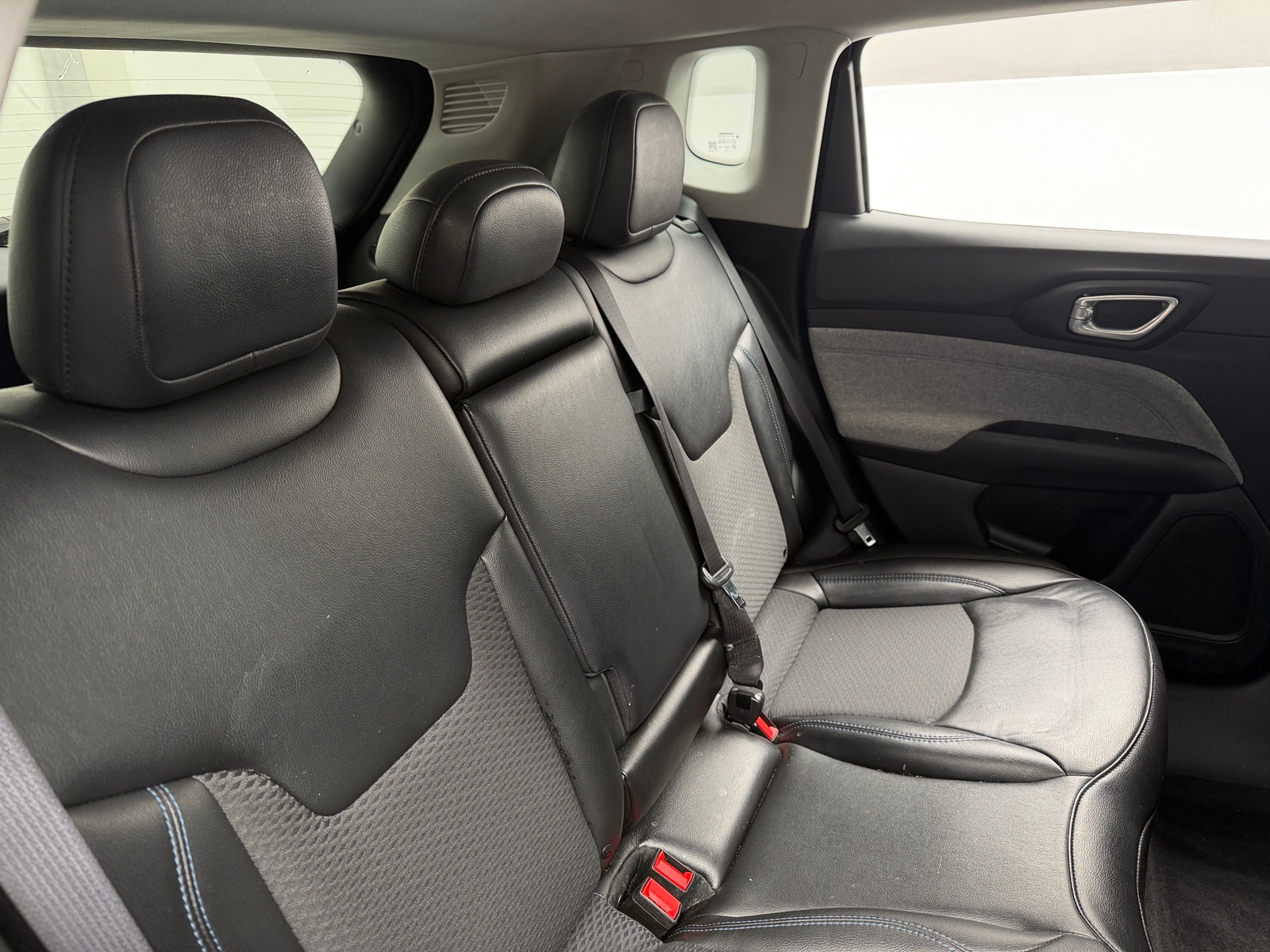 Thumbnail: 2022 Jeep Compass - 6