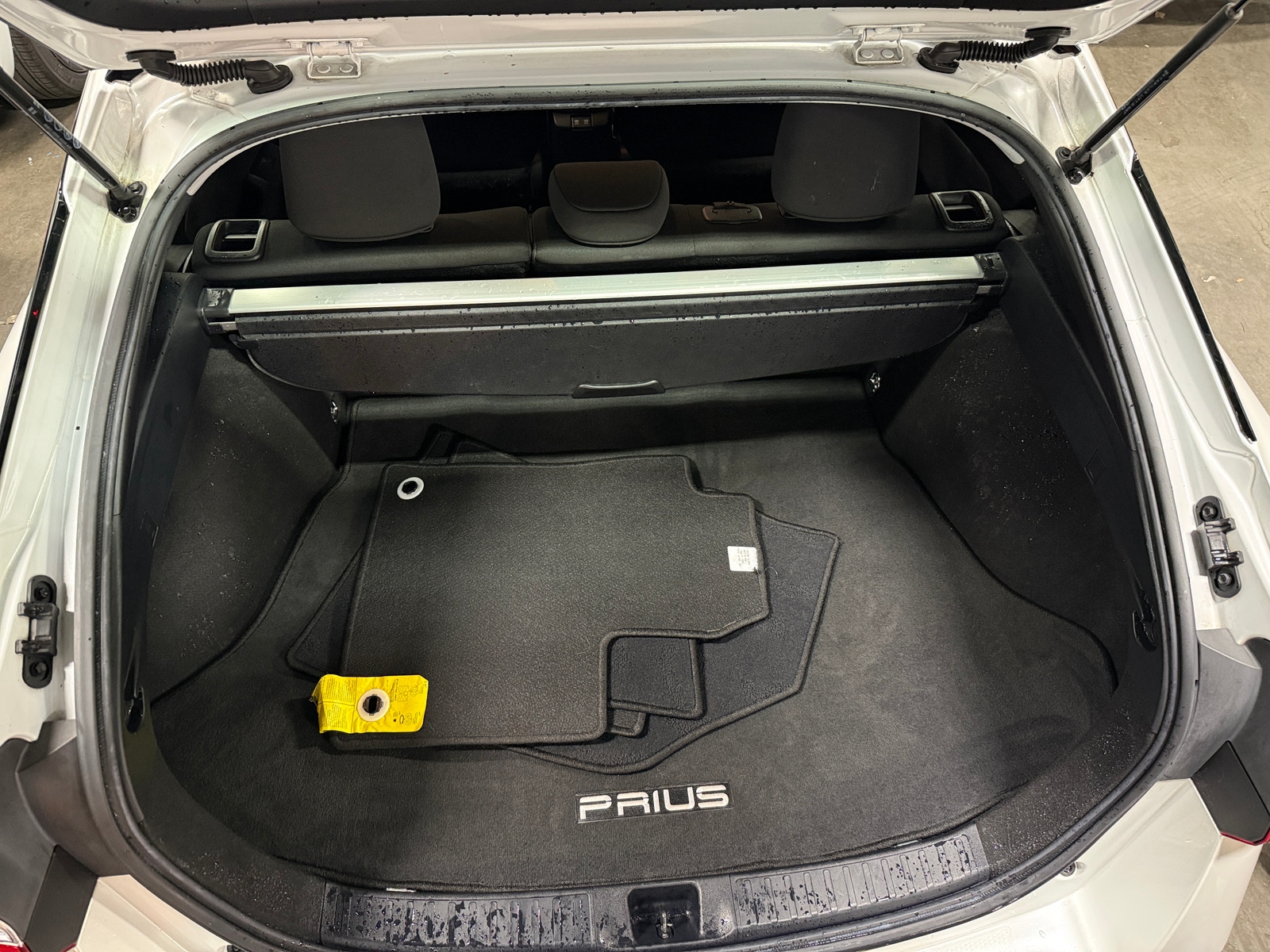 Thumbnail: 2021 Toyota Prius - 7