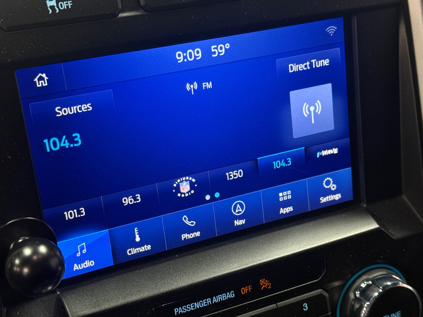 Thumbnail: 2020 Ford Econoline - 3