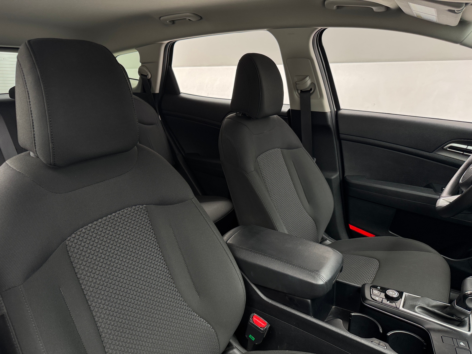 Thumbnail: 2025 Kia Sportage - 2