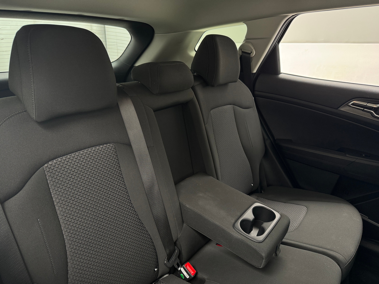 Thumbnail: 2025 Kia Sportage - 6
