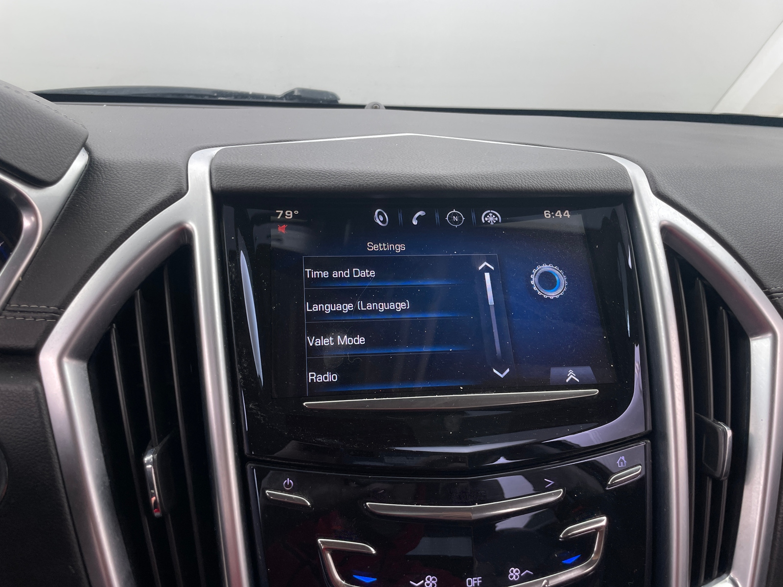 Thumbnail: 2016 Cadillac SRX - 3