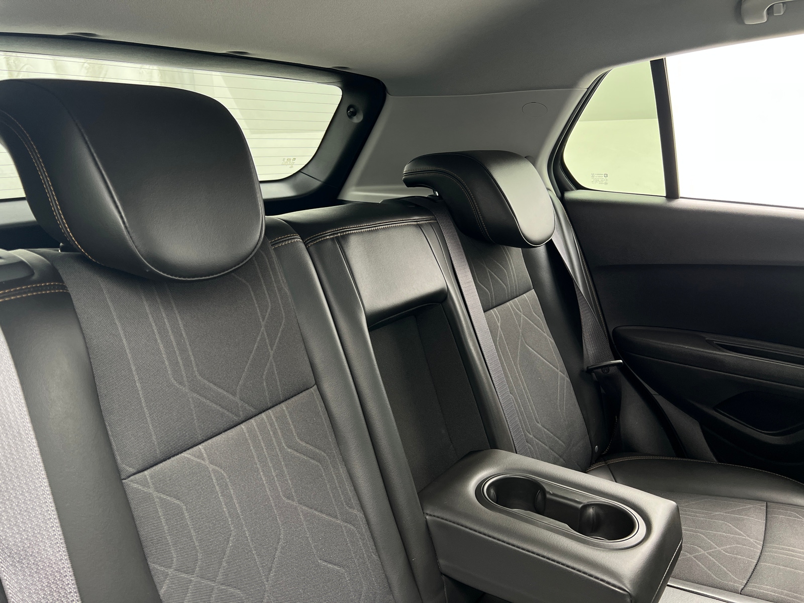 Thumbnail: 2018 Chevrolet Trax - 6