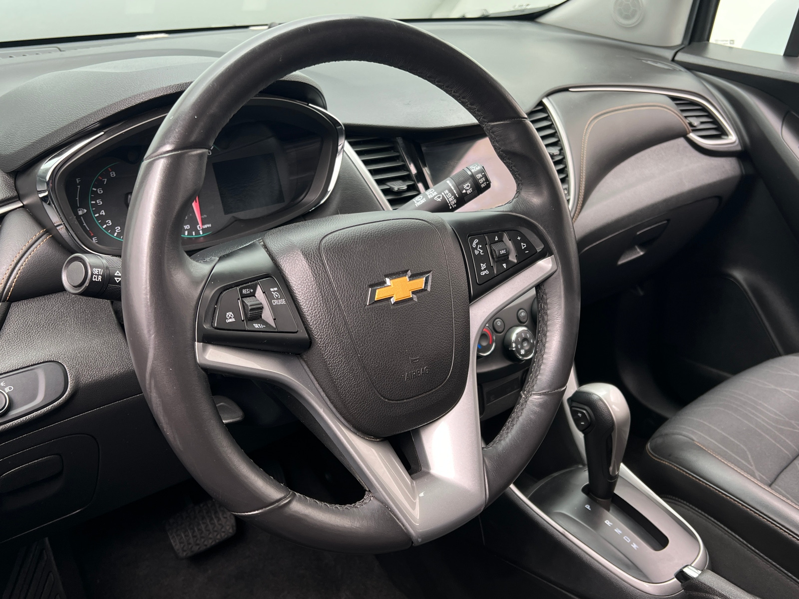 Thumbnail: 2018 Chevrolet Trax - 5