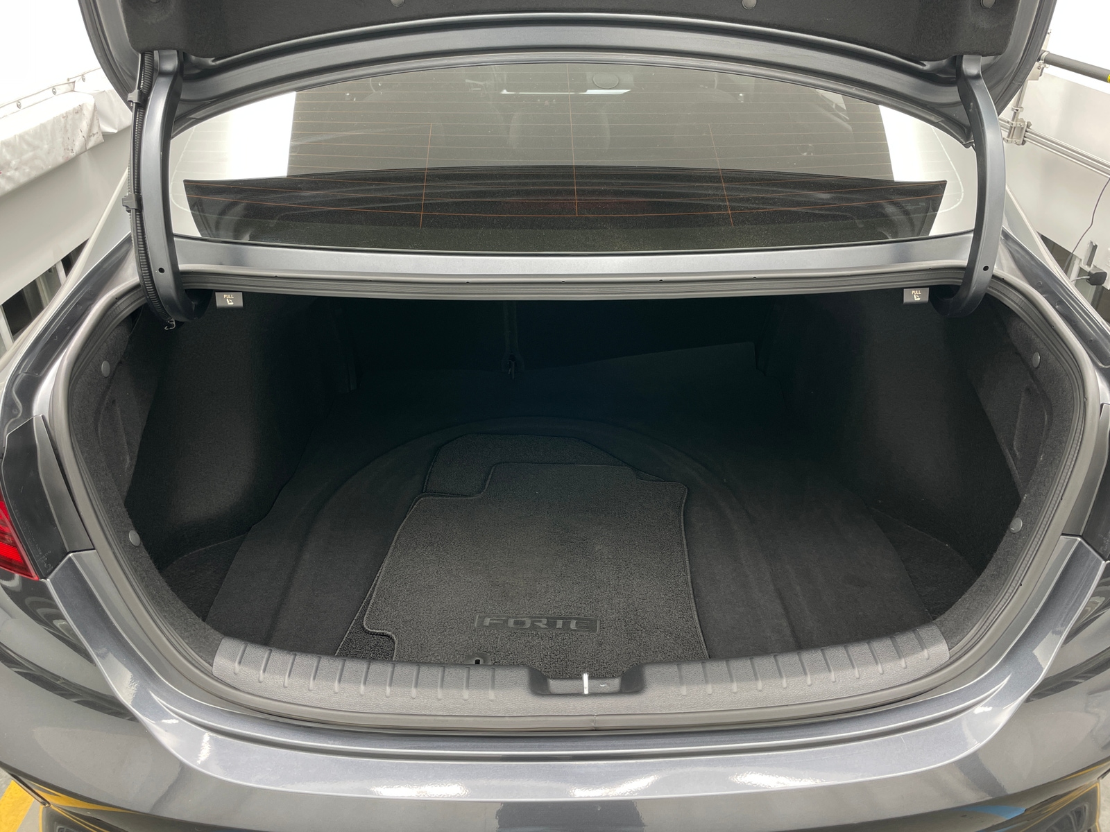 Thumbnail: 2024 Kia Forte - 7