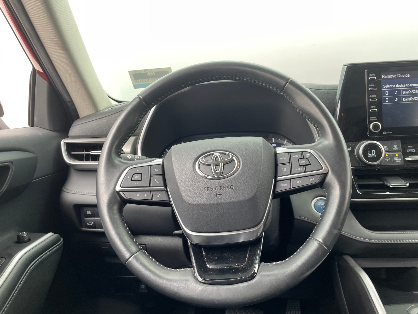 Thumbnail: 2021 Toyota Highlander - 4