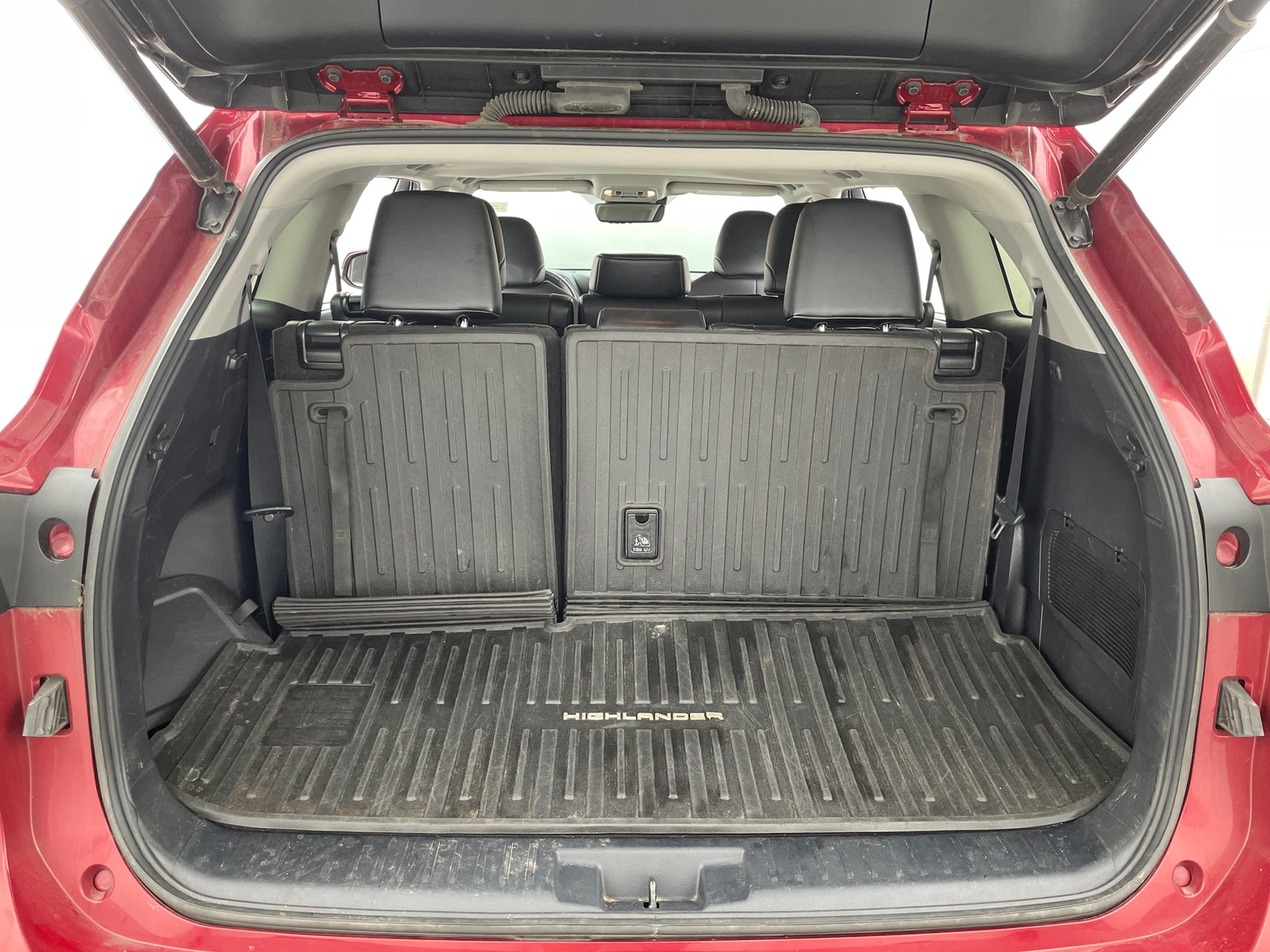 Thumbnail: 2021 Toyota Highlander - 6