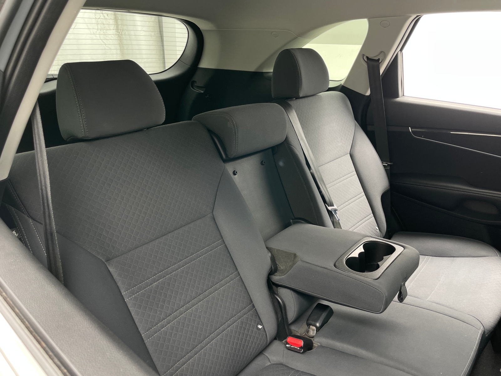 Thumbnail: 2017 Kia Sorento - 6