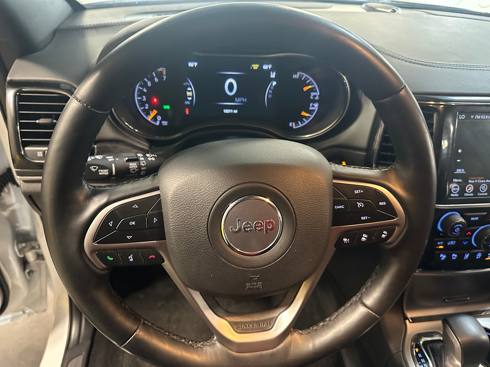 Thumbnail: 2021 Jeep Grand Cherokee - 4