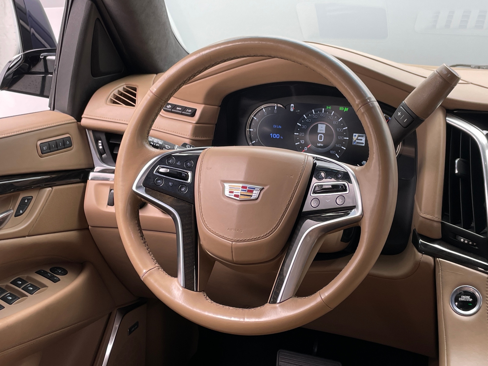 Thumbnail: 2018 Cadillac Escalade - 4